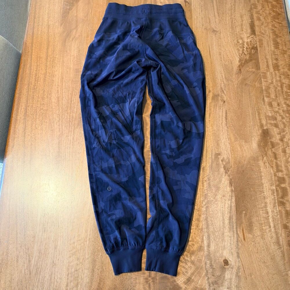 Lululemon Dance Studio Jogger Heritage 365 Camo Deep Coal Multi Black Sz.0